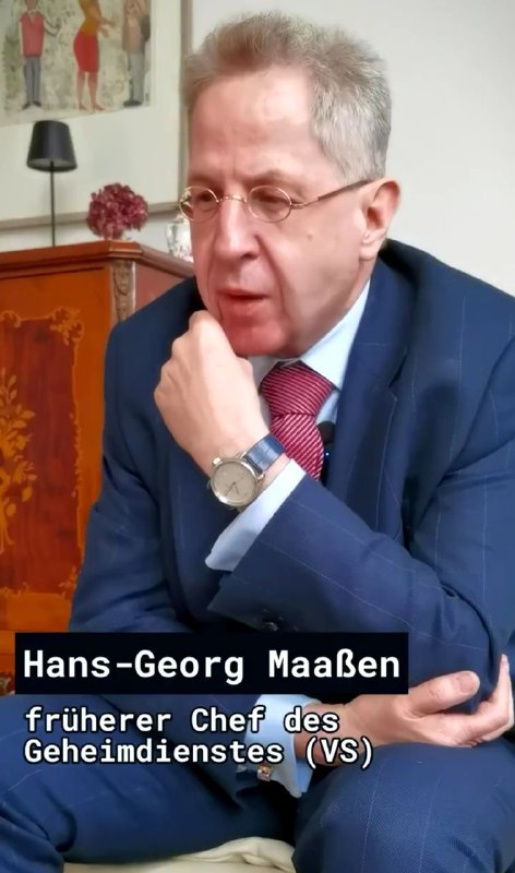 Breaking NewsHans-Georg Maaßen hat 2015 versucht Kanzlerin Merkel zu stoppen, na...