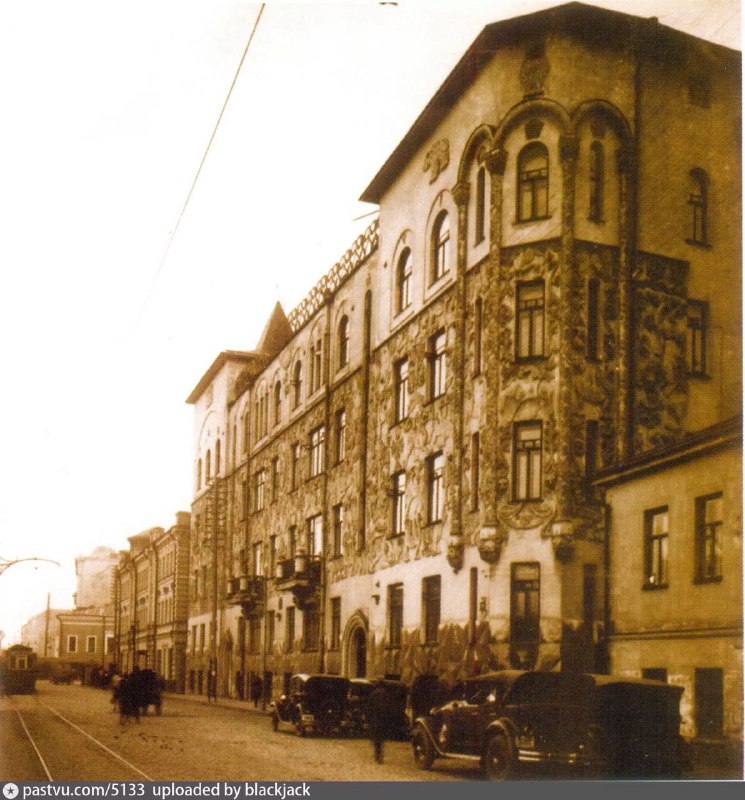 Guten Morgen, liebe Abonnenten!Auf dem Tschistoprudny Boulevard in Moskau, in de...