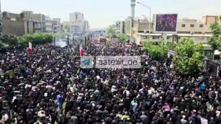  Iran: Tausende bei Trauerfeier für verunglückten Präsident Raisi In der iranisc...