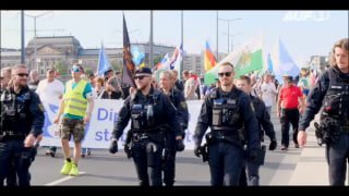 Dresden gegen den Krieg – „Bilderberger treiben uns auf nächstes Schlachtfeld“A...