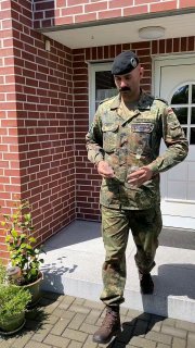 Wie Wir anhand dieses einwandfreien Beweismaterials sehen können: Es gibt sie, d...