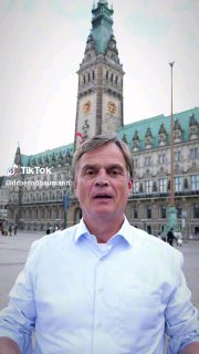 Breaking NewsDas ist der Knaller, die Polizei-Chefs schießen jetzt offiziell geg...