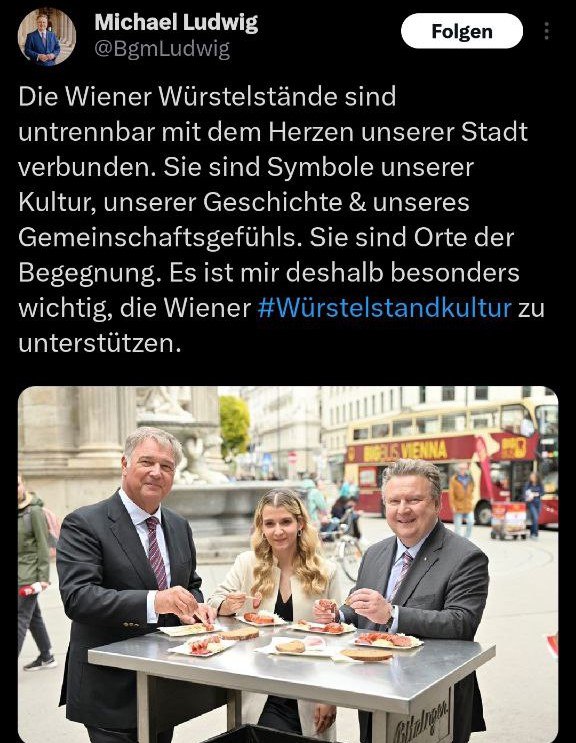 Wiener Würstelstände sollen Weltkulturerbe werdenEine Gruppe von Wiener Würstels...
