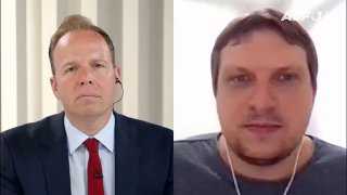  Autor Knechtel: “Da geht es darum, die Welt ins Chaos zu führen ..." Neben dem ...