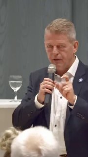 „Wagenknecht will mit Kriegstreibern gemeinsame Sache machen!“  Karsten HilseIhr...