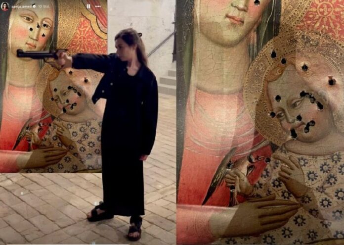 Islammigrantin feuert 20mal auf Marienikone Diese widerliche Person "flüchtet" a...