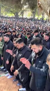 Melbourne: Hunderte Muslime beten unter freiem Himmel Die Islamisierung ist ein ...