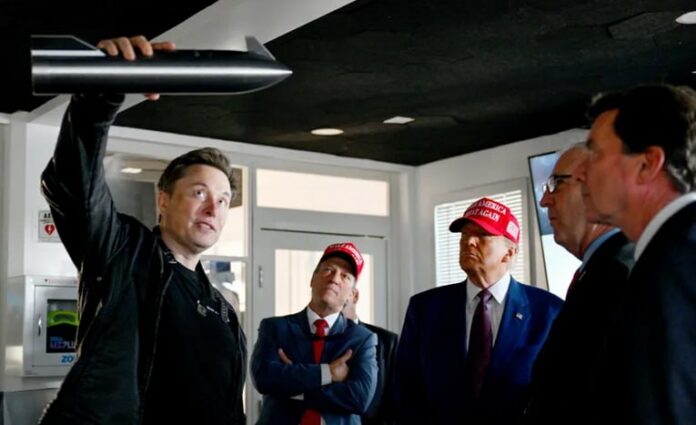 Vor Augen von Trump: SpaceX-Rakete startet zu TestflugDas unbemannte #Starship Vor Augen von Trump: SpaceX-Rakete startet zu TestflugDas unbemannte #Starship h…