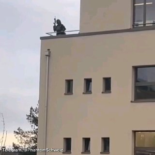  Grosseinsatz in DübendorfHeute Nachmittag, vor ein paar Stunden, lief in Dübend...