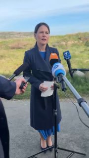 Annalena Baerbock spricht sich gegen Trumps Diktatfrieden im Ukraine-Krieg aus u...