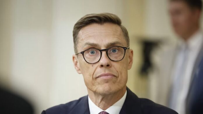 Der Präsident Finnlands Alexander Stubb erklärte, er habe Trump den 20. April al...