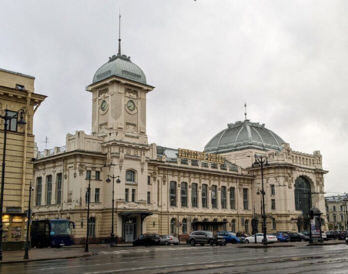 Guten Morgen, liebe Abonnenten!Der Witebsker Bahnhof ist der erste Bahnhof in Ru...