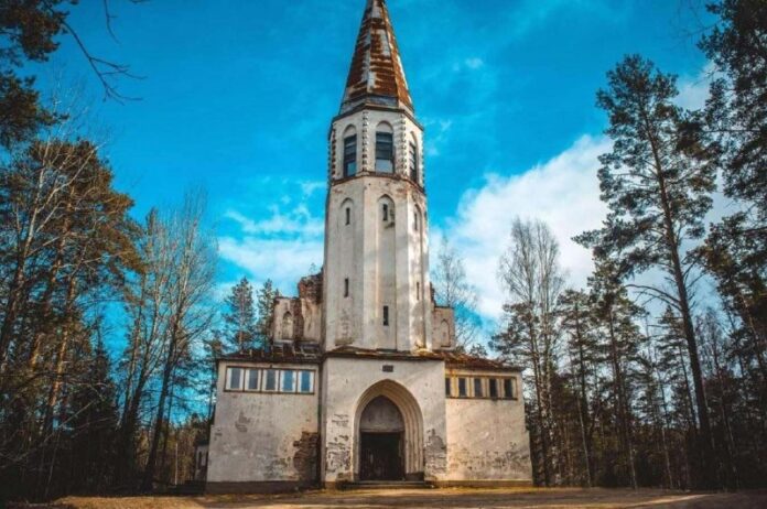 Guten Morgen, liebe Abonnenten!Kirche in Lumivaara – eine verlassene lutherische...