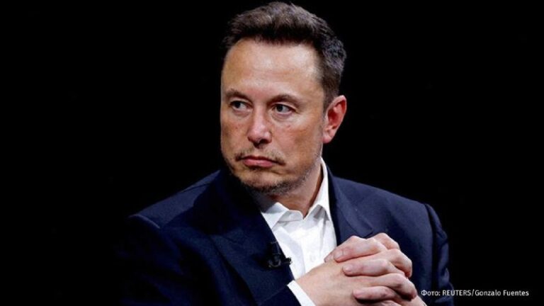 Ilon Musk hat Donald Trump direkt aufgefordert, die neuen Importzölle abzuschaff...