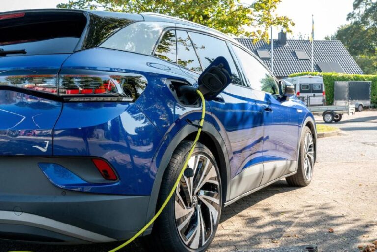 Der Deutsche Bundesverband für Elektromobilität (BEM) ist pleite — 450 Unternehm...