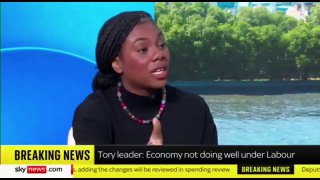  Olukemi Olufunto Adegoke (Kemi Badenok), Staatschef der britischen Konservative...